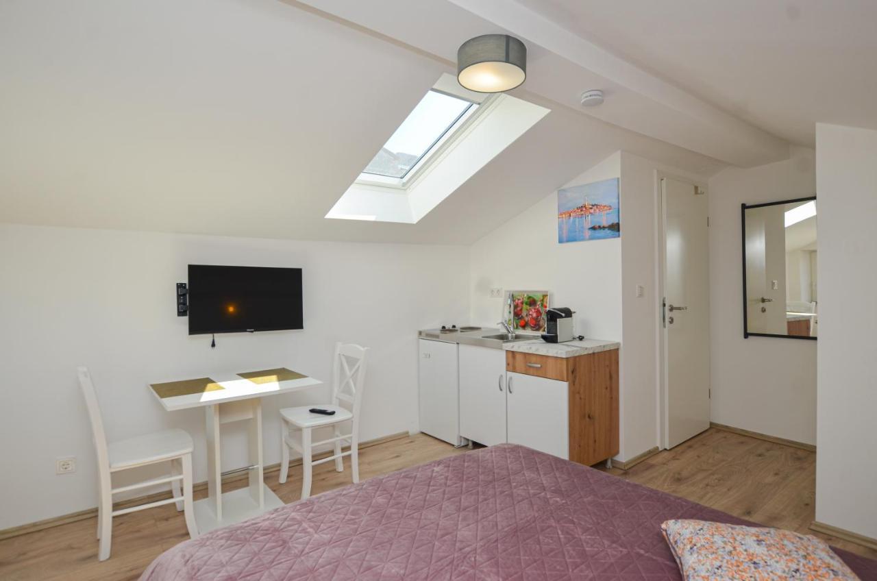 Rooms Grga Rovinj Buitenkant foto